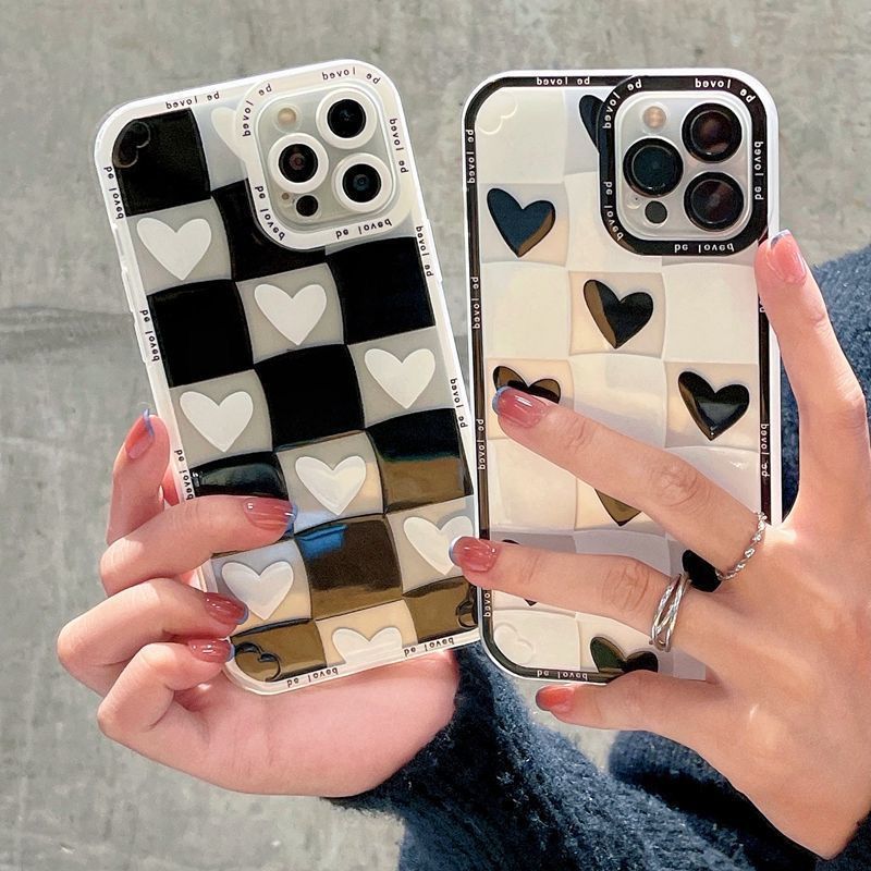 Simple Style Heart Shape Checkered   Phone Cases display picture 1
