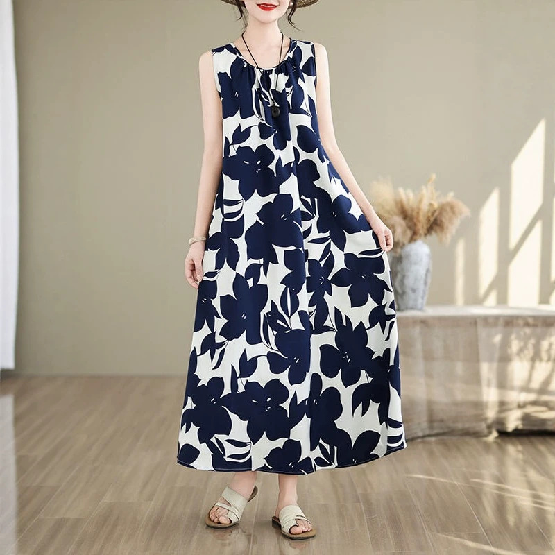 Cotton silk dress, new summer style, plus size, loose-fitting, sleeveless, beach dress for mothers, vacation tank dress, slimming effect Cotton silk dress, new summer style, plus size, loose-fitting, sleeveless, beach dress for mothers, vacation tank dress, slimming effect
