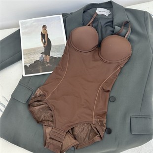 �������������B�w�����ո������B�w�±����������w���΃���