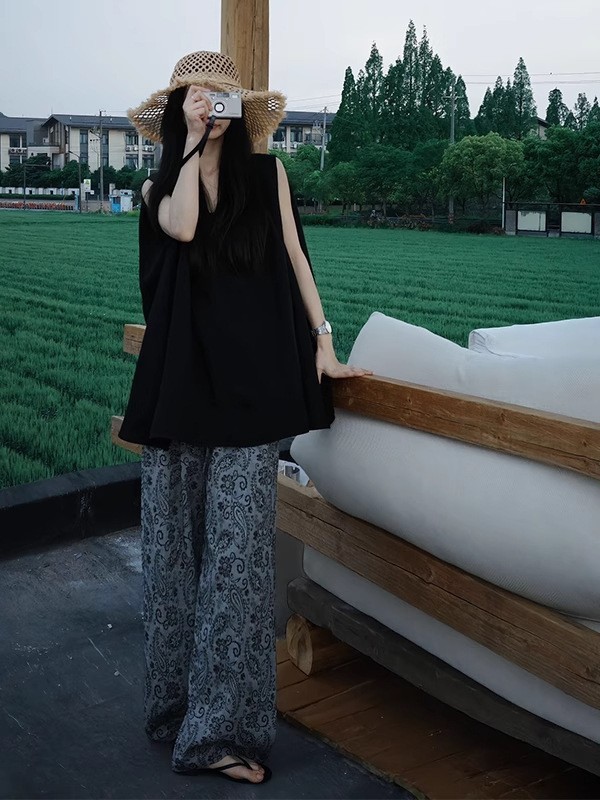 现货 夏日ootd又酷又飒的穿搭休闲黑色背心蓝色印花阔腿裤套装女|undefined