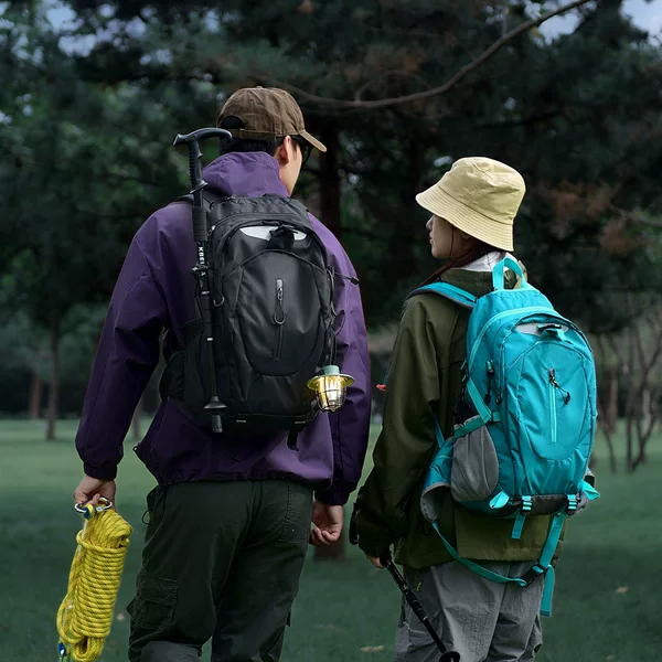 Outdoor Mountaineering Backpack Large Capacity Men's and Women's Water-Repellent Multi-Functional Hiking Bag Wear-Resistant Mountaineering Hiking Bag