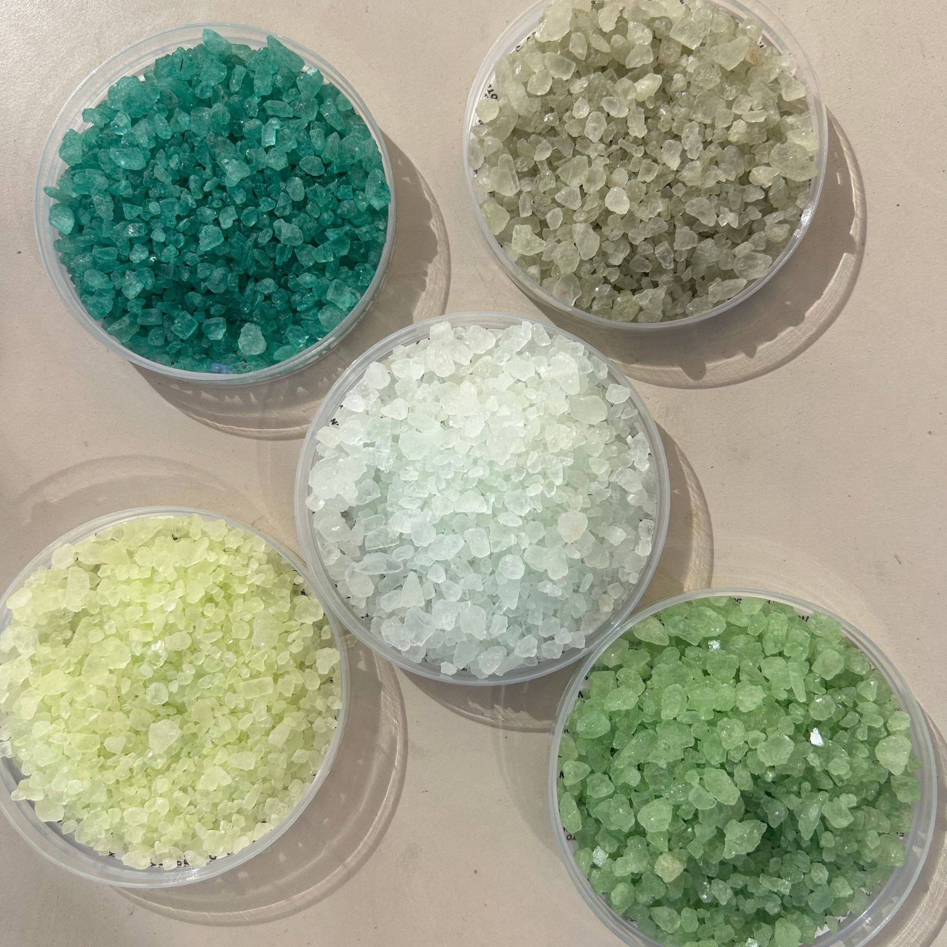 各种香味沐浴盐 矿物盐 水晶红盐 喜马拉雅岩盐 海盐