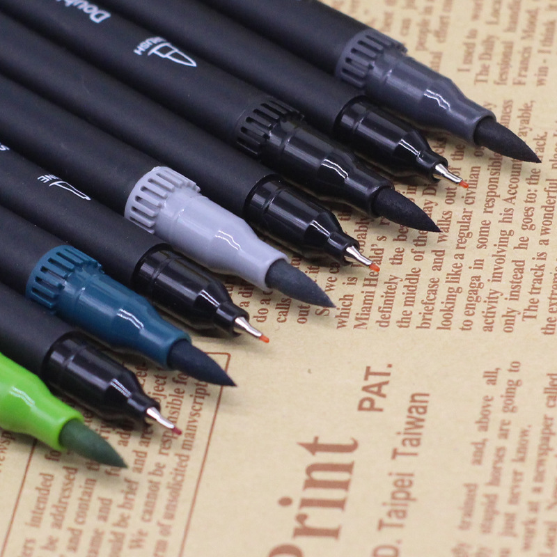 Suministro directo de fábrica pluma de acuarela de doble cabeza pluma de gancho marcador de pelo suave 120 colores opcional LOGOTIPO imprimible