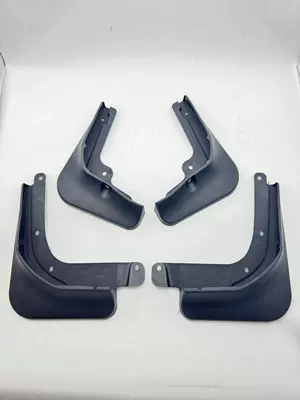 Use BYD Qin Ldmi car fender to install original version of cross-border sales without punching (Mudguard) - byd-qin-ldmi-with-2-clips