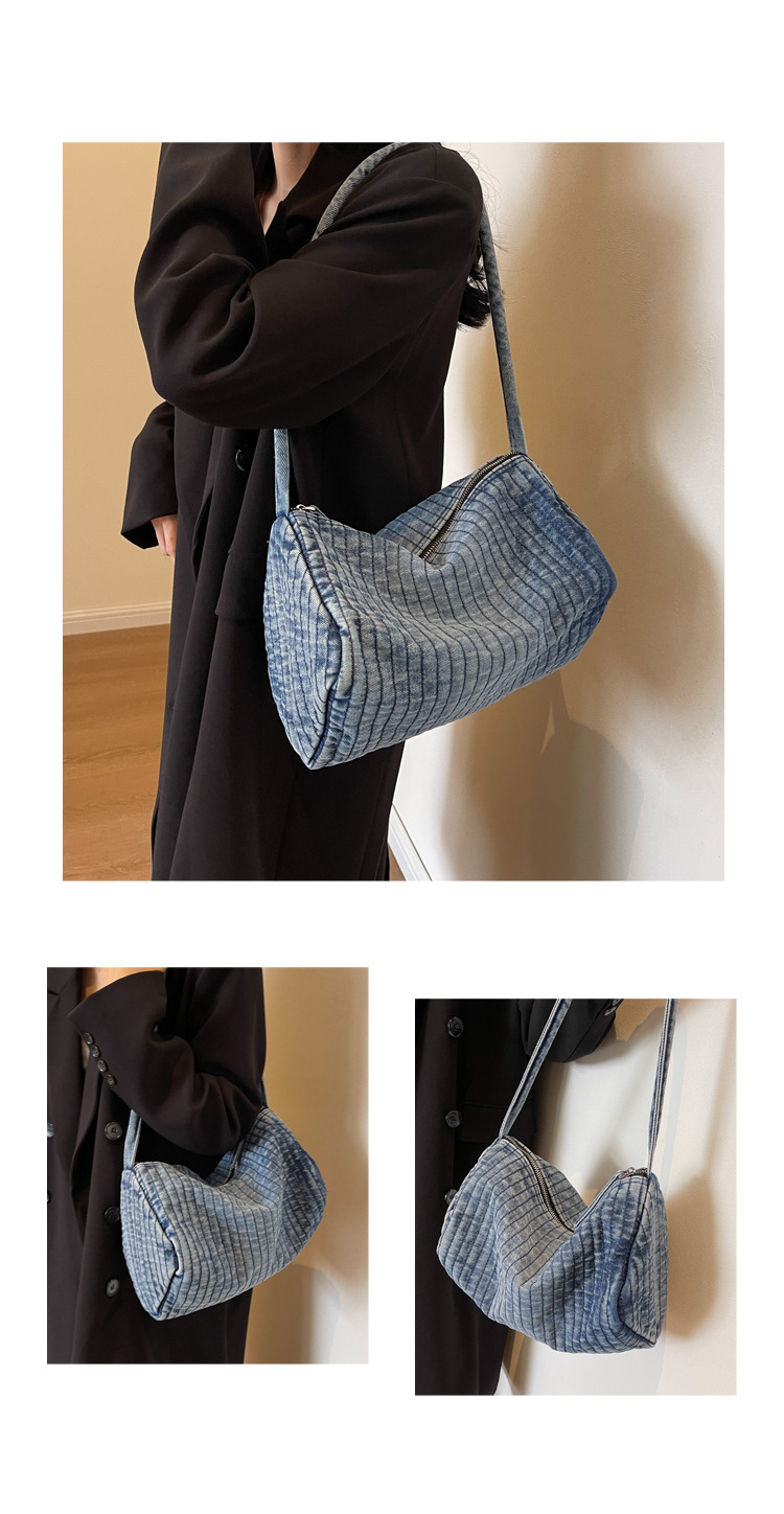 Frau Groß Denim Einfarbig Strassenmode Kissenform Reißverschluss Schultertasche Umhängetasche display picture 2