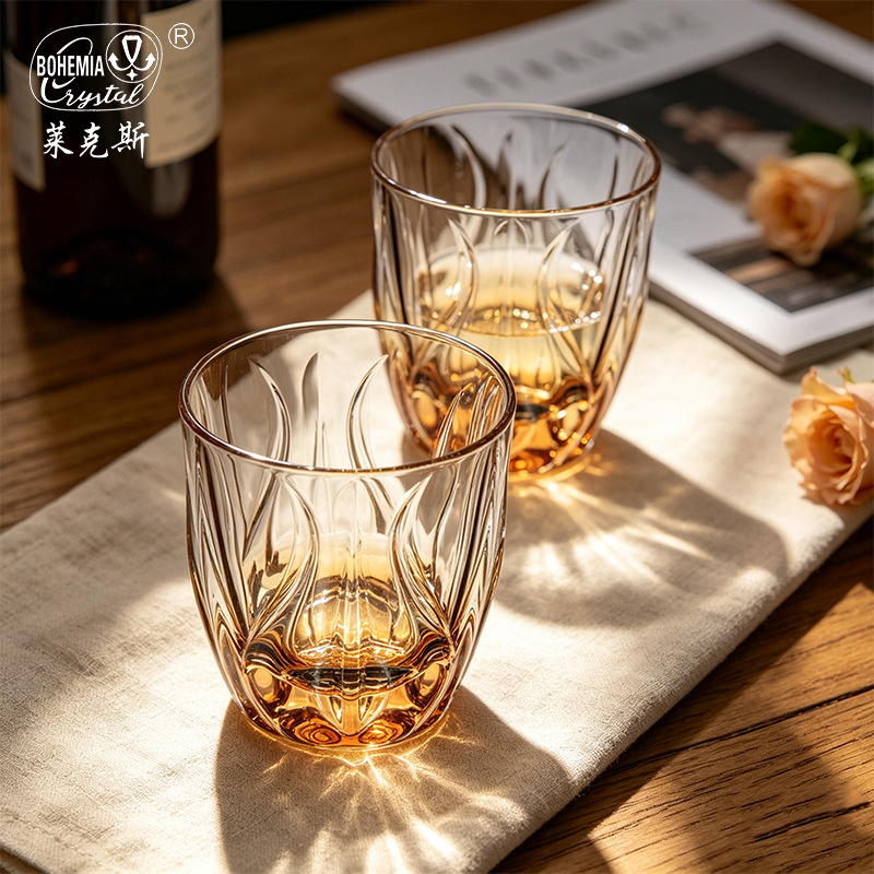 Regalos de negocios Caja de regalo de copa de whisky de cristal de importación checa Reunión Anual para enviar a los clientes Caja de regalo de Año Nuevo 2026