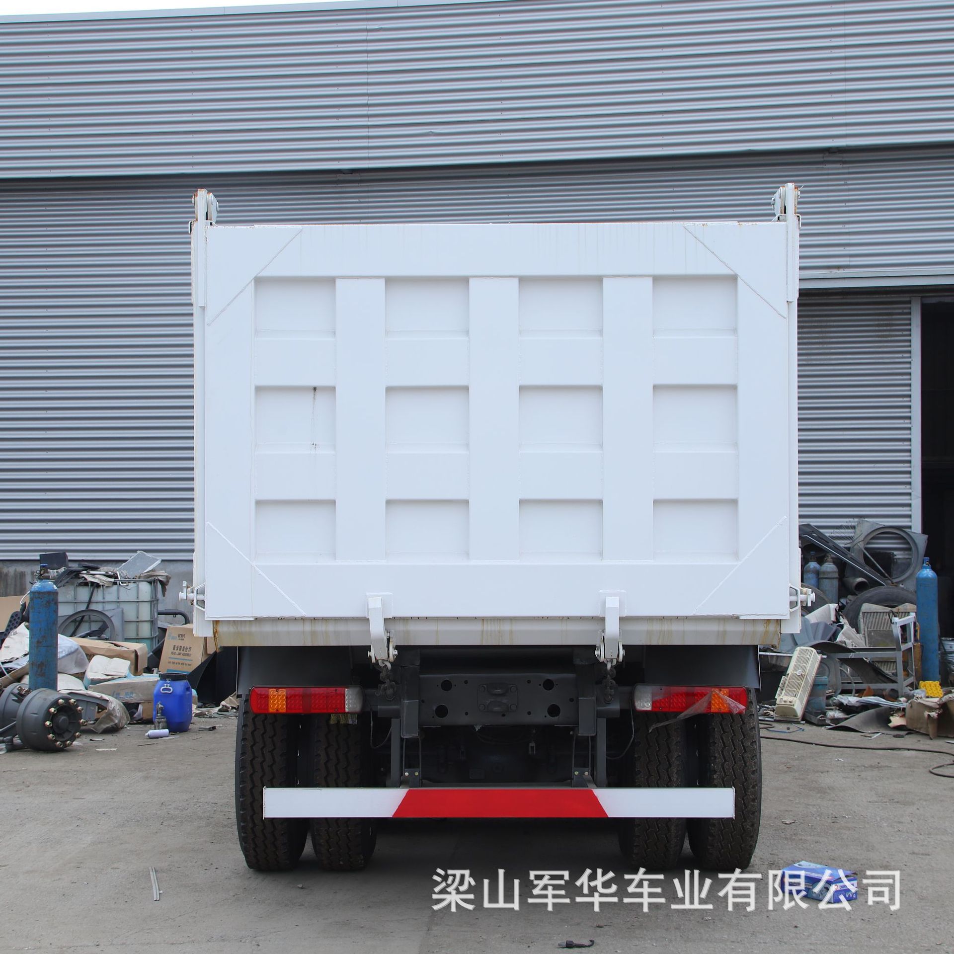 Export model: Sinotruk HOWO 6x4 dump truck, HOWO/dump truck, 375 horsepower sand and gravel transport vehicle