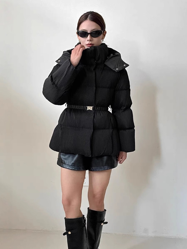 高品质羽绒服女短款收腰褶皱加厚修身显瘦90白鸭绒时尚大牌新款冬|undefined