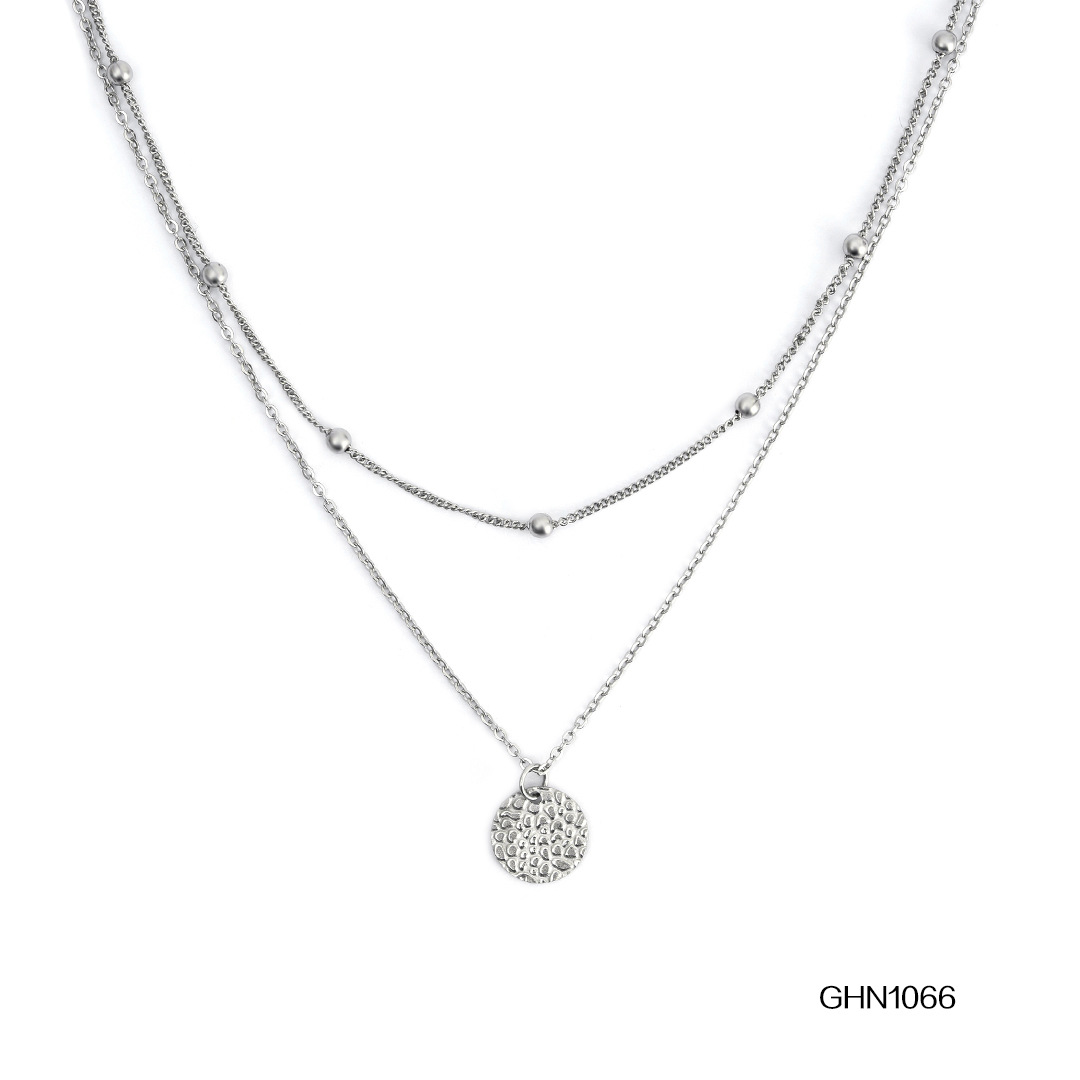 Korean version round necklace with thin splicing pendant, short double-layer titanium steel lock bone chain_voghion.com