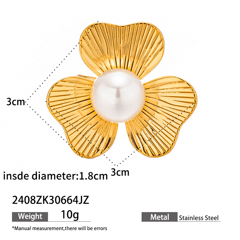 Anillo de acero inoxidable de lujo ligero de alta calidad, anillo de flores de perlas incrustadas para mujeres no se desvanecen en venta caliente