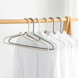 家用鹅型塑料衣架成人衣柜防滑晾衣架白色衣撑干湿两用无痕衣架