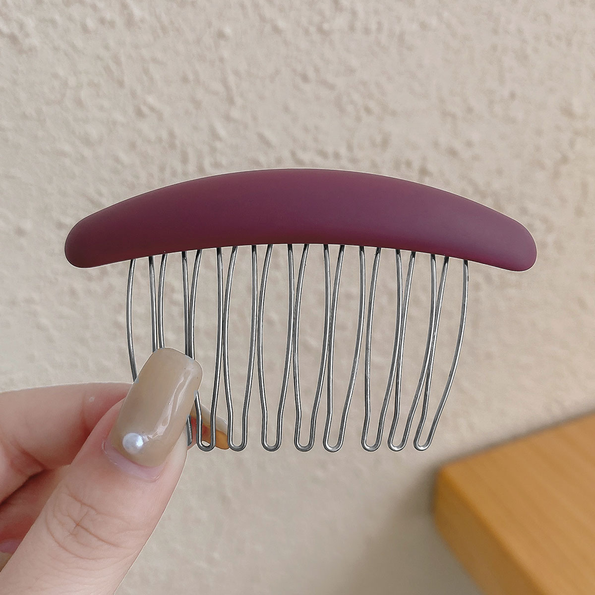 Enchufe inverso flequillo peine del pelo cabeza de la cacerola accesorios para el cabello Coreano femenino dulce insertar peine cabeza trasera cabello roto updo tarjeta de pelo clip de enchufe