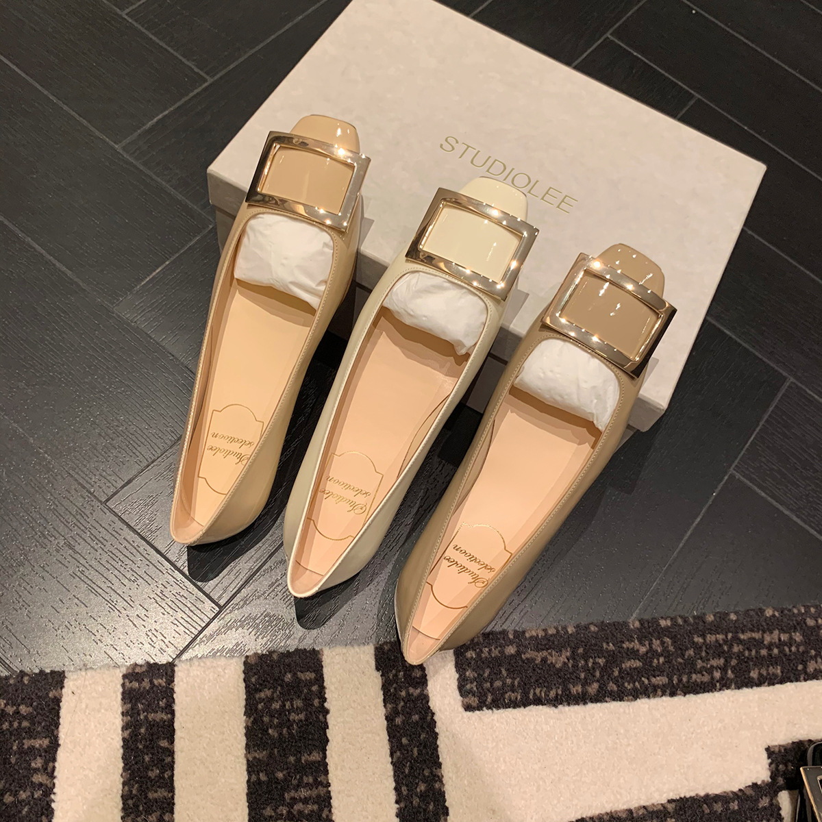 现货真皮气质丹麦女孩经典方金属方头扣浅口矮跟平底通勤单鞋