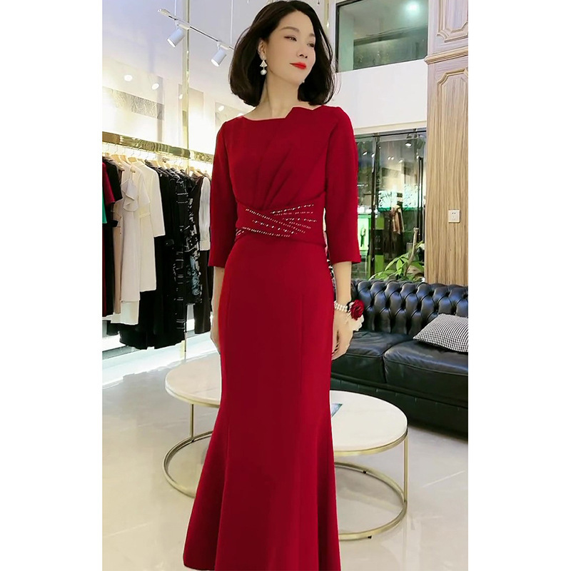 Waist-tight slim-fit fishtail dress elegant mom dress happy mother-in-law wedding banquet dress autumn and winter red dress