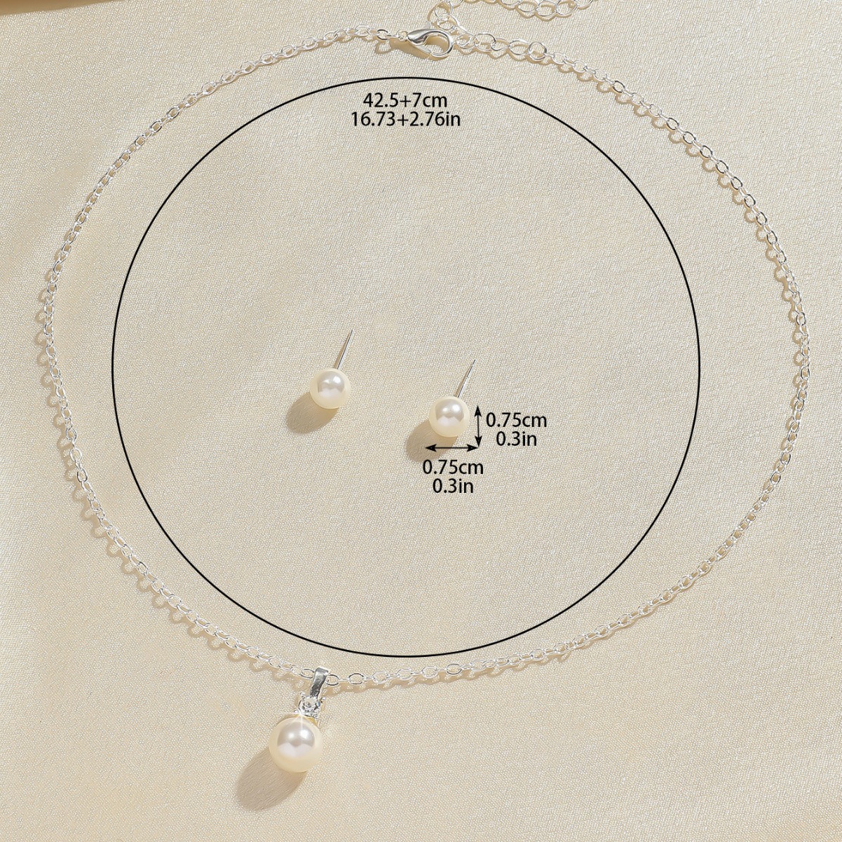 Exquisite Pearl Necklace And Earrings Three-piece Jewelry Set_voghion.com