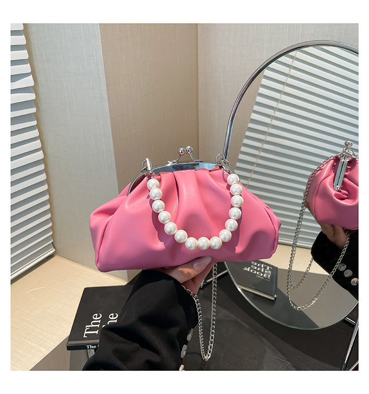Women's Pu Leather Solid Color Elegant Streetwear Dumpling Shape Clasp Frame Shoulder Bag display picture 17