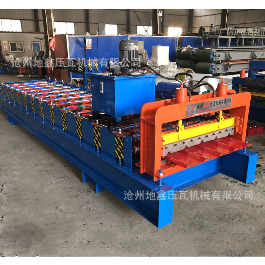 活动板房顶板制作 屋顶板压瓦机 快速彩钢840压瓦机