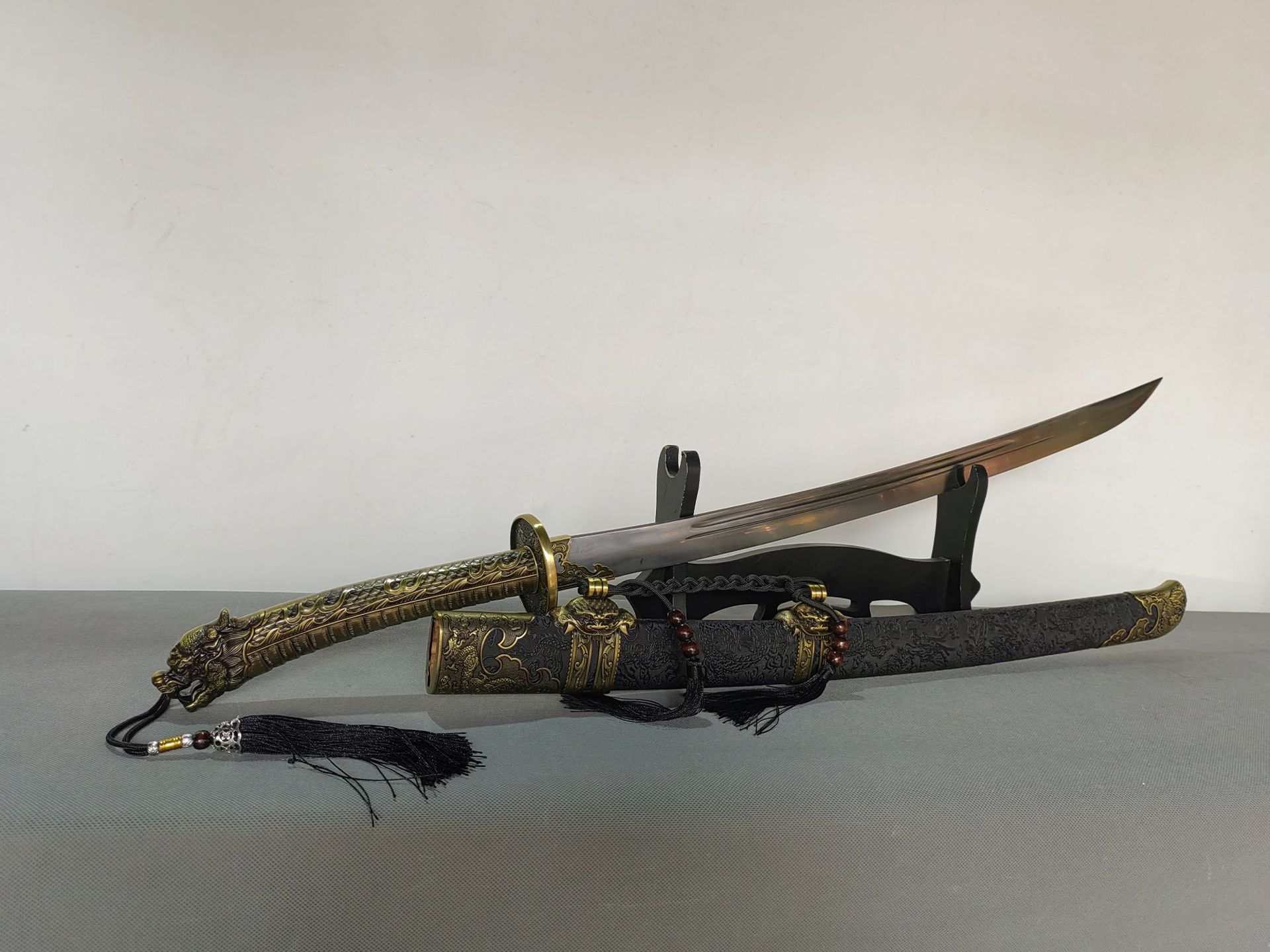 26寸黑色包革雁翎刀