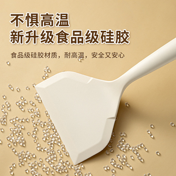 Silicone spatula withstands high temperatures and does not damage…