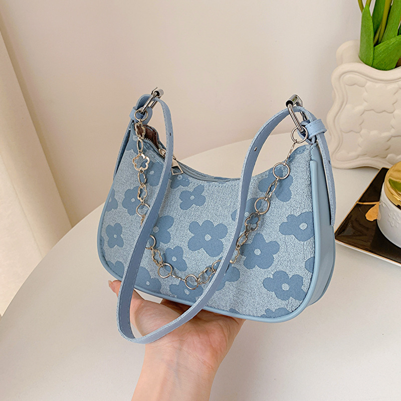 2023 Autumn New Fashion Simple Shoulder Bag Chain Trendy Underarm Bag Western Style Women's Bag Simple Crescent Bag Women_voghion.com