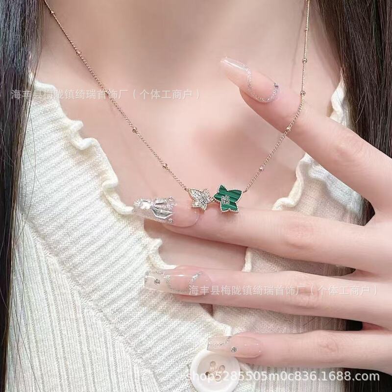 High-End Version Lo Popular La Ivy League Series Double Leaf Necklace for Women with Maple Leaf Design and Malachite Green Stone Necklace