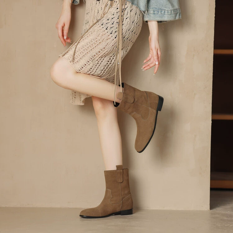 2024 новый гигантский дикий ~ Кожаные круглые западные ковбойские сапоги женские ретро-матовые темпераментные короткие сапоги на низком каблуке осень ~