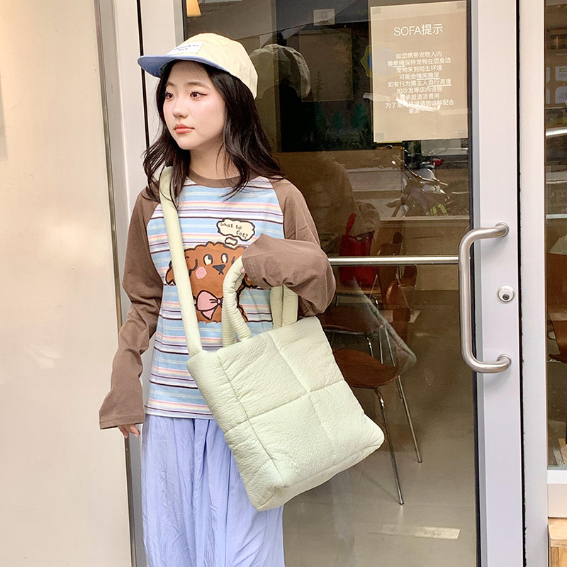 Bolso Tote de textura de alta calidad, bolso de algodón de nailon, bolso de mensajero de un solo hombro de gran capacidad, bolso de tela a cuadros suave, bolso de plumas