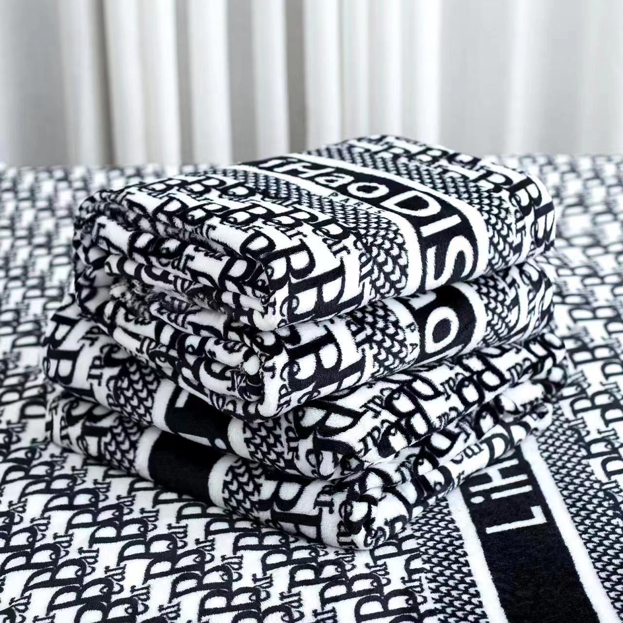 Duvet, flannel sheet