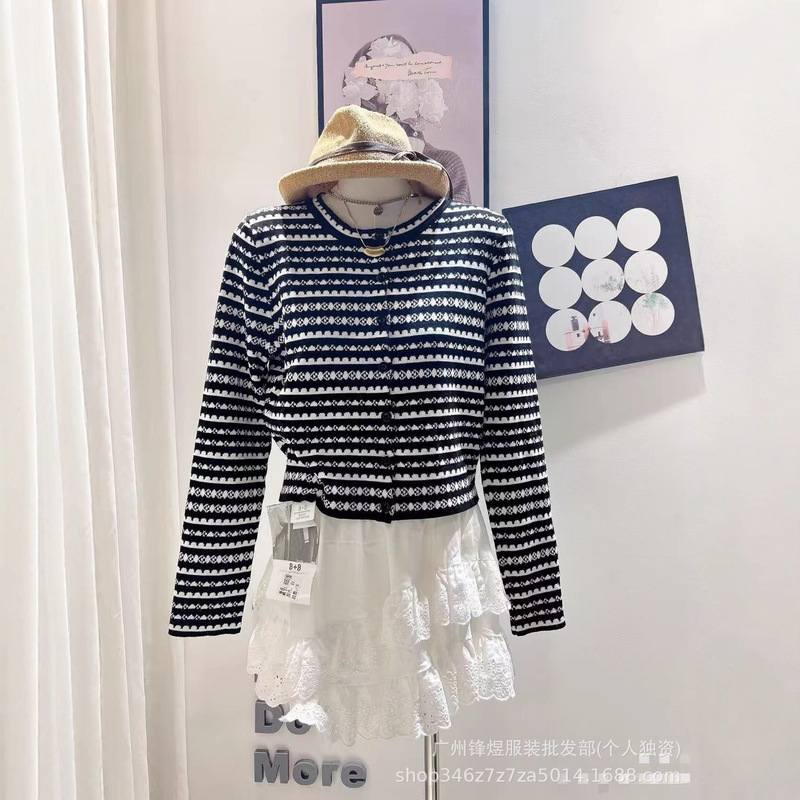 Shenzhen Nanyou Goods ~ L Brand 25 Early Autumn New Retro Color-Block Round Neck Knitted Cardigan Long Sleeve Top in Mature Lady Style