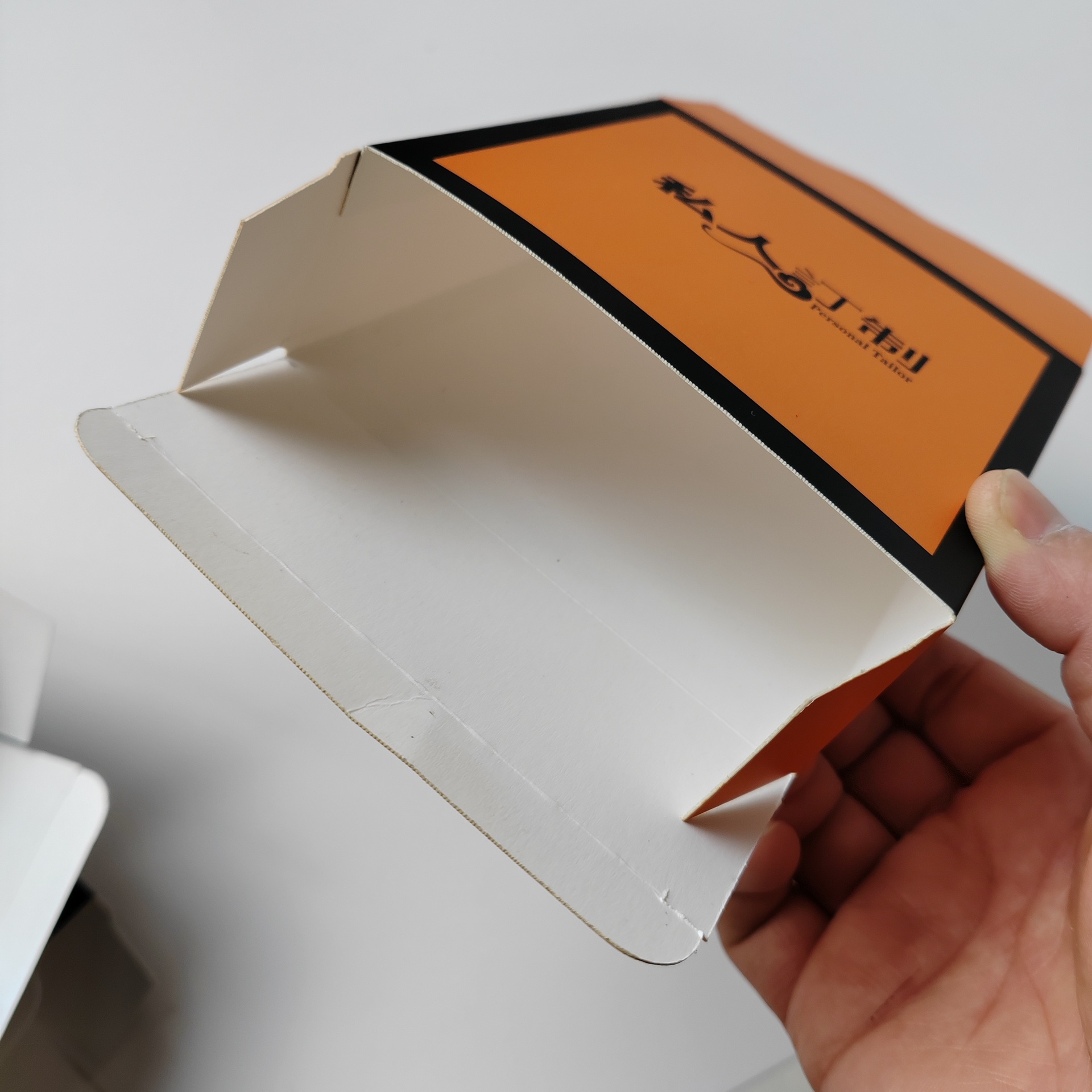 Fábrica en stock caja de cinturón de Tarjeta blanca caja de embalaje de cuero de boutique caja de regalo de dorado caja de color de impresión caja de cinturón al por mayor