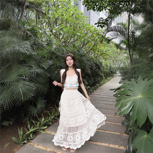 2025 New Heavy Industry Slimming A-line Large Swing Elastic Waist Hiding Fat Cashmere Crochet Hollow-out Long Dress Set for Women