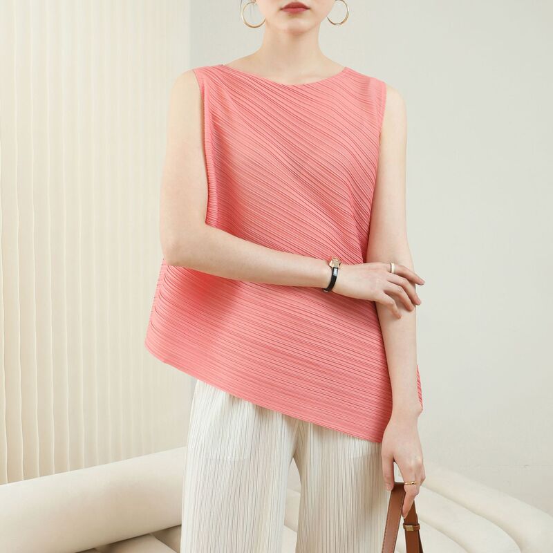 Factory Direct Supply 2024 Summer Small Fragrance Style Classy Pleats Fresh and Beautiful Casual Style Personalized Fashion Sleeveless Oblique t