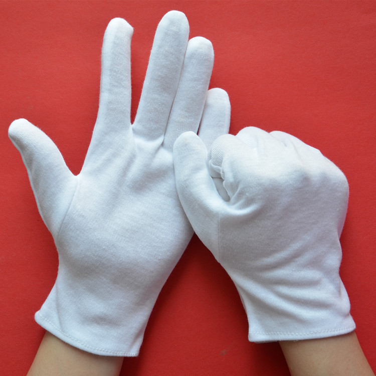 etiquette gloves (2)