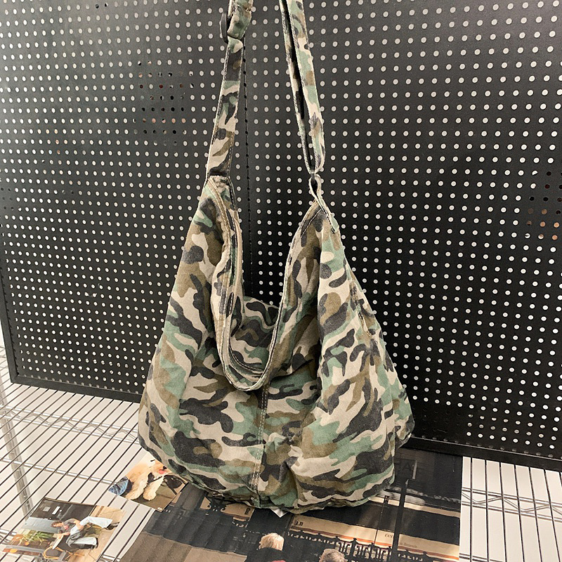 위장 녹색