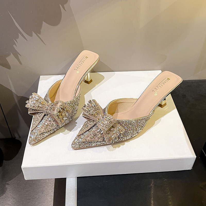 Sandalias y pantuflas de tacón alto moda de verano para mujer zapatillas de tacón de aguja puntiagudo rojo rhinestone bowknot medio arrastre zapatos de mujer