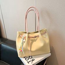 �ļ����б������Ů2026�¿�r��ͨ�چμ������������������ذ�