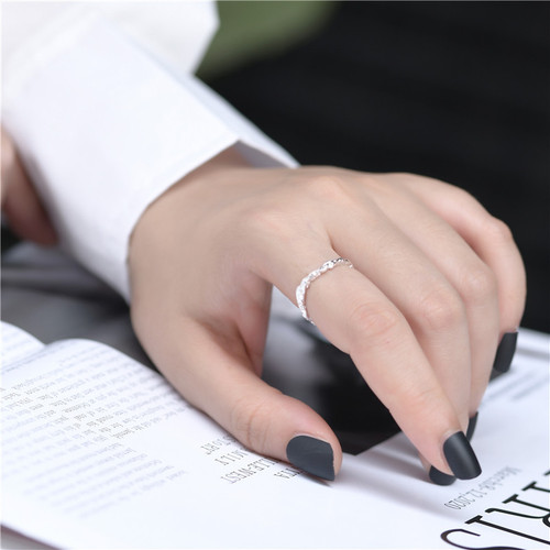 Korean version of ins minimalist gold and silver tin foil wrinkled texture S925 sterling silver thin ring women's ring manufacturer wholesale