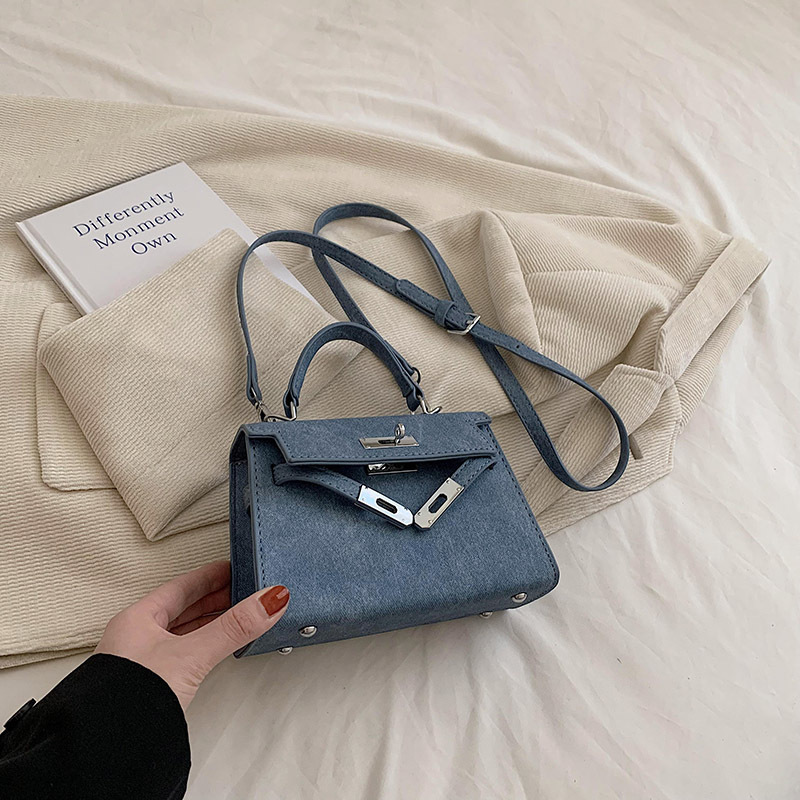 Bolsos retro populares de este año para mujer 2023 nueva moda otoño e invierno bolso de mensajero para mujer textura portátil Kelly