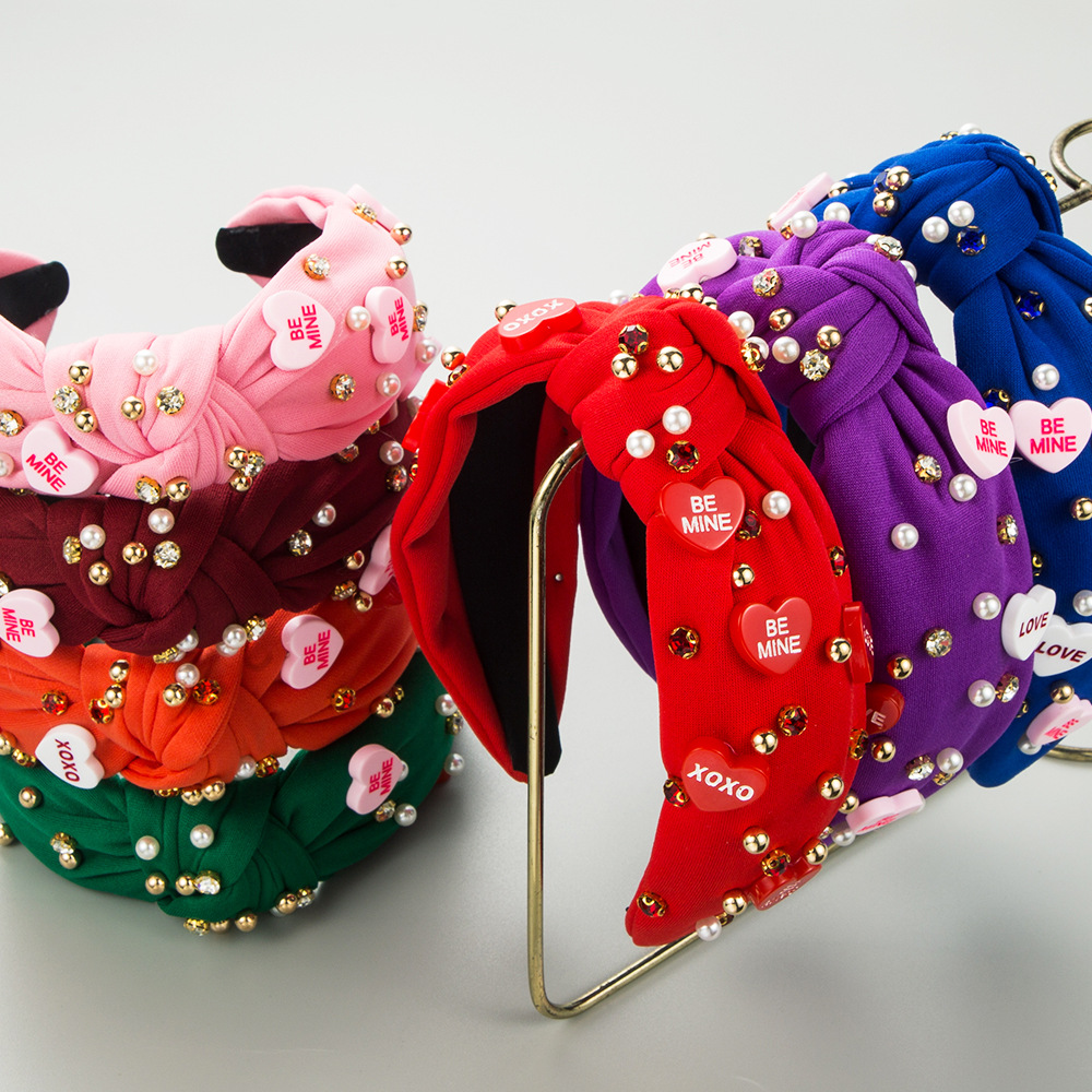 Nuevos accesorios de amor europeos y americanos, diadema, perlas con incrustaciones de diamantes, parte superior del cráneo alto, anudado, accesorios para el cabello del festival del día de San Valentín al por mayor