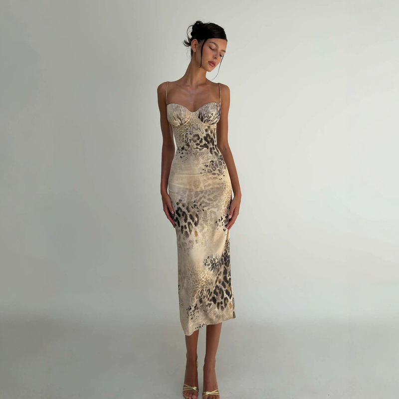 Retro-style leopard print dress with thin straps, stretch satin, low-cut, waist-cinching, figure-flattering, party bodycon midi dress