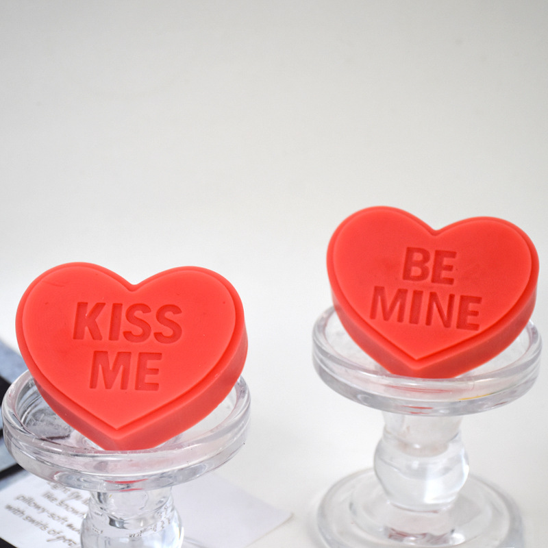 Qiukai carta de amor transfronterizo jabón hecho a mano molde de silicona DIY amor aromaterapia vela molde de la torta