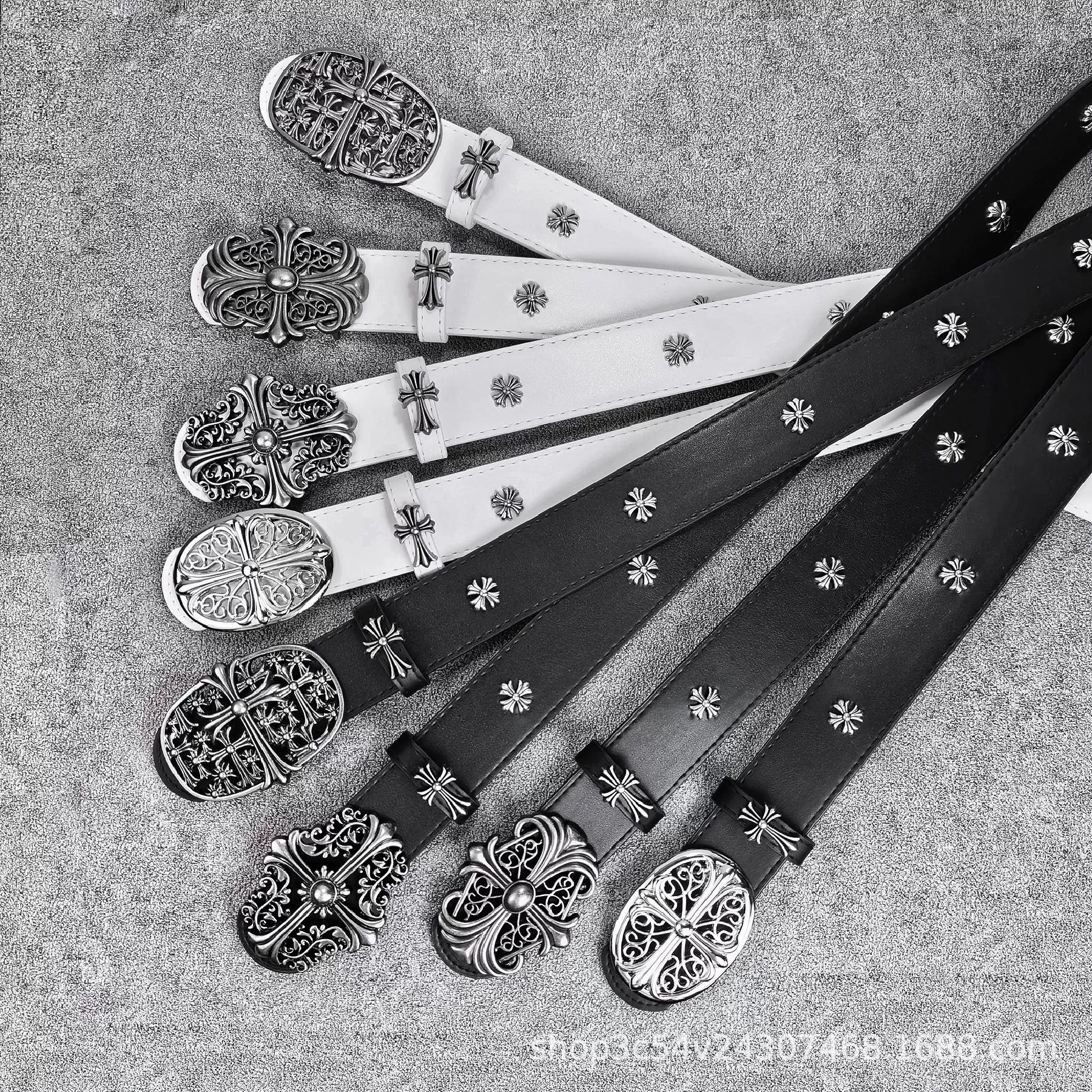Ремень классический, ретро хип‑хоп для унисекс с декоративными крестовыми пряжками — чёрный/белый