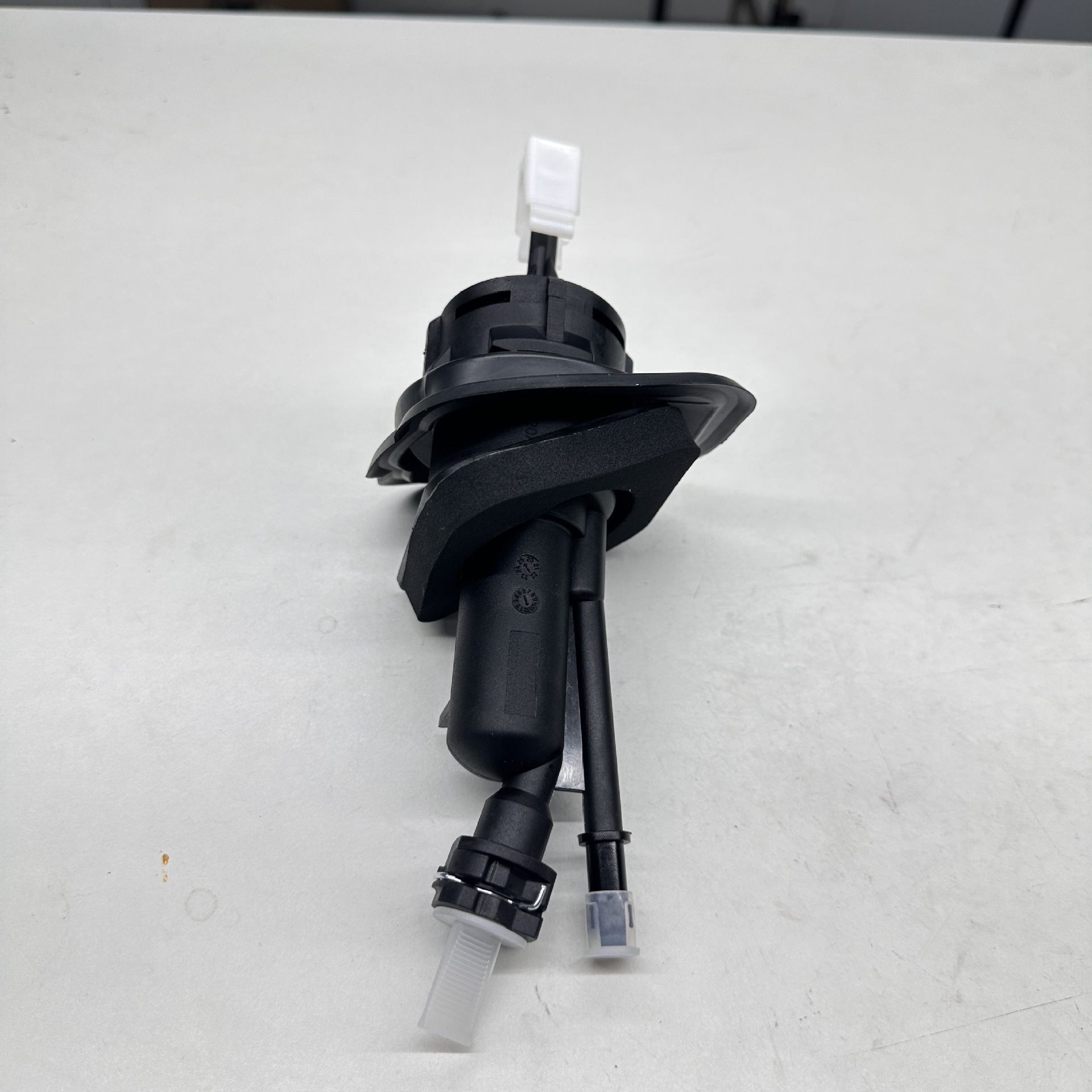 Suitable for Mazda Clutch Master Cylinder Bp4K-41-400 Bp4K41400E Bp4K41400D