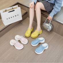 ŷ��վŮЬʱ�г����ţƤ��һ�ִ�Բͷ���ƽ�װ�ͷ��Ь55018-7