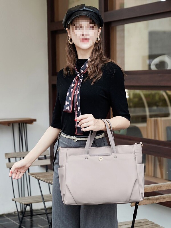 Trendy Business Briefcase for Men and Women, Commuter Tote with 4 Laptop Compartments, 2025 Hot Item