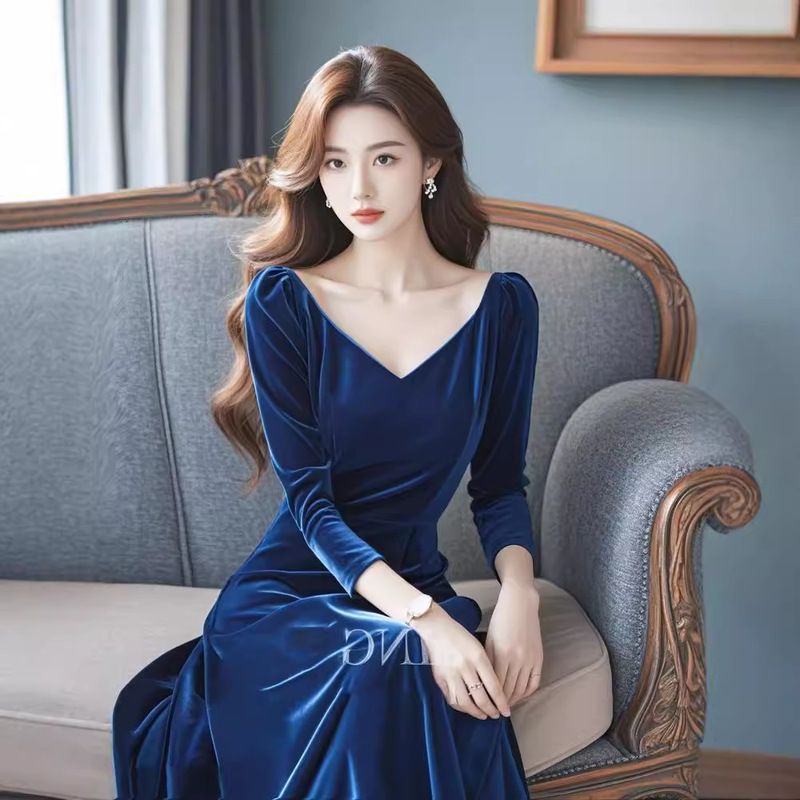 Early Autumn French Noble High-end Sense Super Formal Occasion Temperament High-end Fine Blue Velvet Dress Long Sleeve