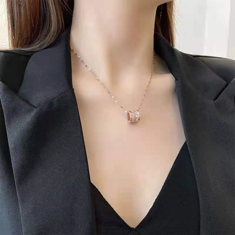 Fashion Geometric Titanium Steel Plating Zircon Pendant Necklace 1 Piece