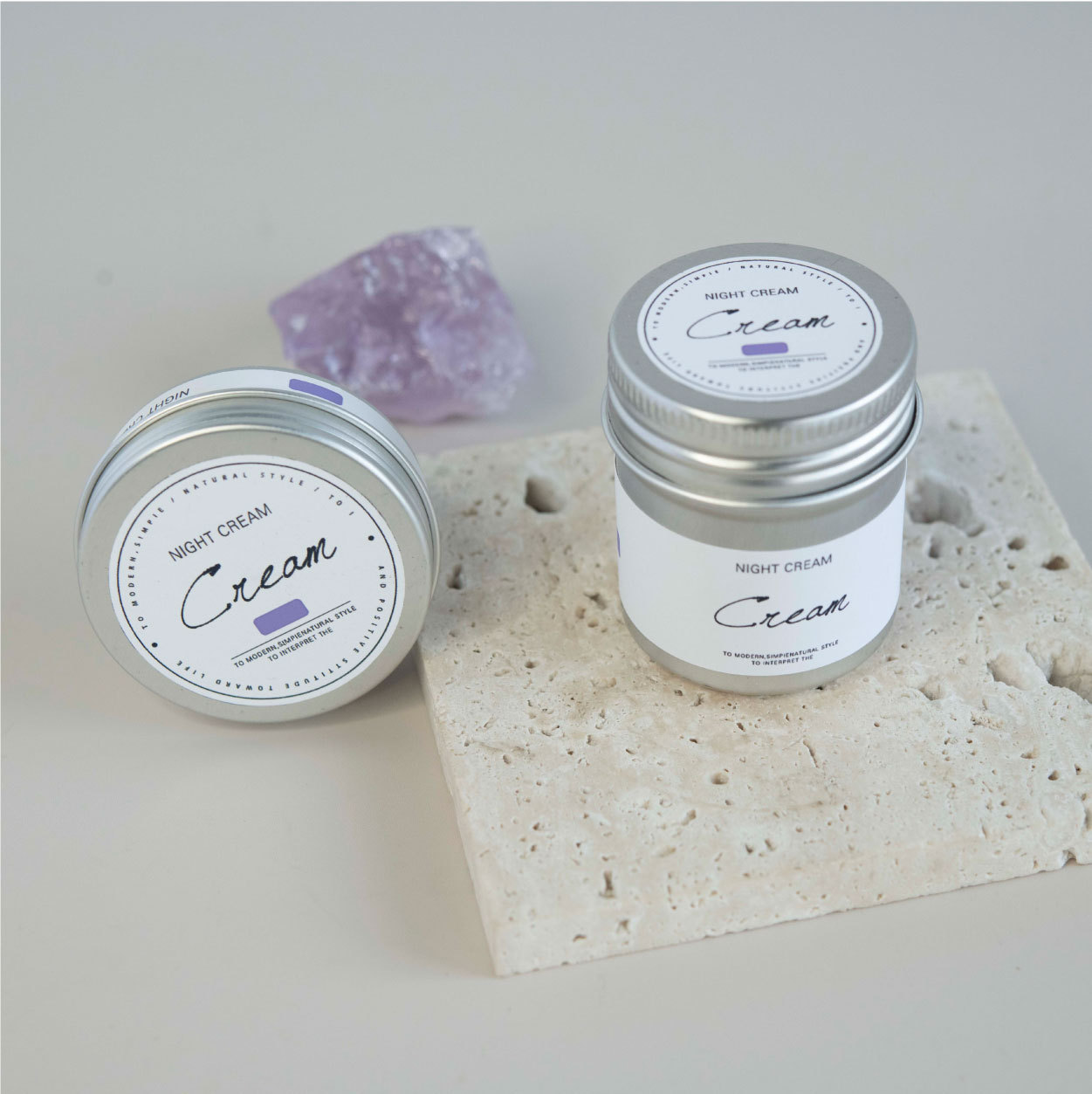 Venta caliente transfronteriza simple aromaterapia vela tarro de aluminio fragancia caballo hierro boca cera de soja con mano regalo banquete de boda