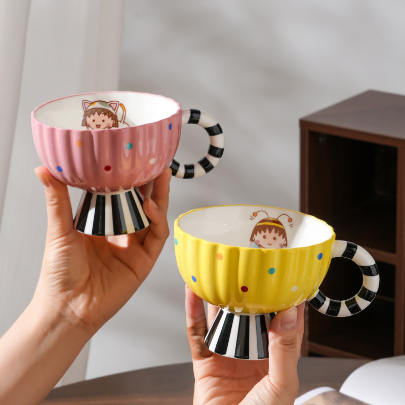 Cereza bola auténtica taza de cerámica de pie alto manejo creativo de punto de onda taza de café de mujer taza de helado de pareja
