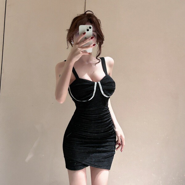 Elastic pleated tight fitting buttock strap bottom vest dress